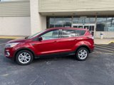 Used 2017 Ford Escape SE image 2