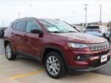 Used 2022 Jeep Compass Latitude image 3