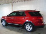 Used 2018 Ford Explorer XLT w/ Equipment Group 202A image 4