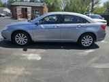 Used 2014 Chrysler 200 Touring image 6