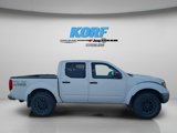 Used 2009 Nissan Frontier SE w/ SE Value Truck Pkg image 3