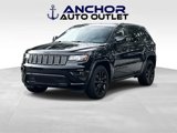 Used 2017 Jeep Grand Cherokee Altitude image 4