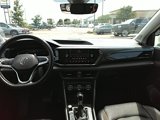 Used 2022 Volkswagen Taos SEL image 3