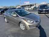 Used 2016 Hyundai Elantra SE image 2