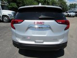 Used 2018 GMC Terrain SLE w/ Driver Convenience Package image 3