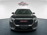 Used 2024 GMC Terrain SLE image 2
