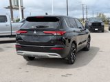 Used 2022 Mitsubishi Outlander SE image 3