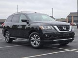 Used 2019 Nissan Pathfinder SV image 2