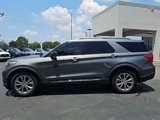 Used 2021 Ford Explorer Limited w/ Equipment Group 301A image 2