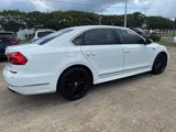 Used 2017 Volkswagen Passat 1.8T R-Line w/ R-Line Lighting Package image 5