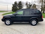 Used 2004 Nissan Pathfinder SE w/ (LTH) Leather Pkg image 2