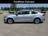 Used 2019 Ford Fusion SE image 2