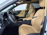 Used 2024 Lexus ES 300h Ultra Luxury image 5