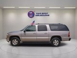 Used 2002 Chevrolet Suburban LT image 2