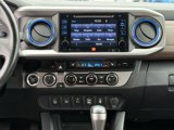 Used 2016 Toyota Tacoma Limited image 3