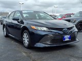 Used 2018 Toyota Camry LE image 3