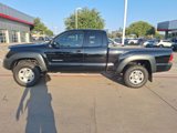 Used 2015 Toyota Tacoma PreRunner image 3