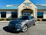 Used 2013 Hyundai Veloster w/ Style Pkg image 2