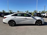 Used 2021 Hyundai Elantra SEL w/ Convenience + Premium Package image 4