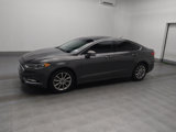 Used 2017 Ford Fusion SE w/ Fusion SE Technology Package image 2