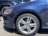 Used 2015 Volkswagen Passat 1.8T SEL Premium image 3
