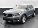 Used 2021 Volvo XC40 T5 Momentum image 3