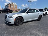 Used 2022 Chrysler 300 Touring w/ Sport Appearance Package image 6