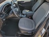 Used 2022 Ford Escape SE image 5