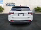 Used 2024 Jeep Compass Latitude image 4