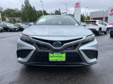 Used 2022 Toyota Camry SE image 2