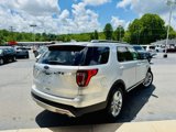 Used 2017 Ford Explorer XLT w/ Equipment Group 201A image 4