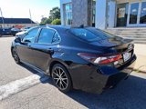 Used 2023 Toyota Camry SE image 4