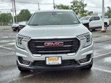 Used 2022 GMC Terrain SLE image 2