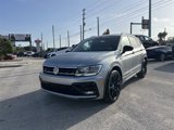 Used 2020 Volkswagen Tiguan SE R-Line image 3