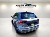 Used 2018 Volkswagen Tiguan SEL image 3