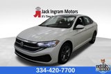 Used 2023 Volkswagen Jetta SE w/ Panoramic Sunroof Package image 2