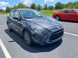 Used 2019 Toyota Yaris L image 2