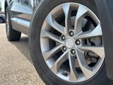Used 2020 Hyundai Santa Fe SEL image 2