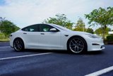 Used 2021 Tesla Model S Plaid image 4