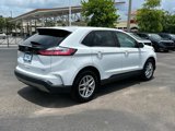 Used 2023 Ford Edge SEL image 4
