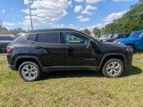 New 2025 Jeep Compass Latitude image 3