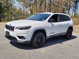 Used 2023 Jeep Cherokee Altitude Lux image 3