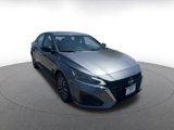 Used 2024 Nissan Altima 2.5 SV image 3