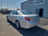 Used 2013 Toyota Camry LE image 3