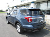 Used 2018 Ford Explorer XLT image 3