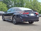 Used 2022 Toyota Camry SE image 5