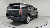 Used 2018 Cadillac Escalade Luxury image 5