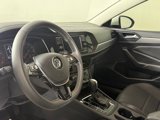 Used 2021 Volkswagen Jetta SE w/ SE Cold Weather Package image 5