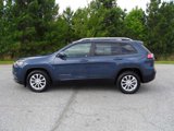 Used 2020 Jeep Cherokee Latitude image 2