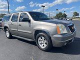 Used 2007 GMC Yukon XL SLT w/ SLT Preferred Equipment Group image 2